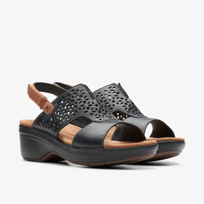 Tuleah Sun Black Leather Women Clarks Sandals and Flip Flops