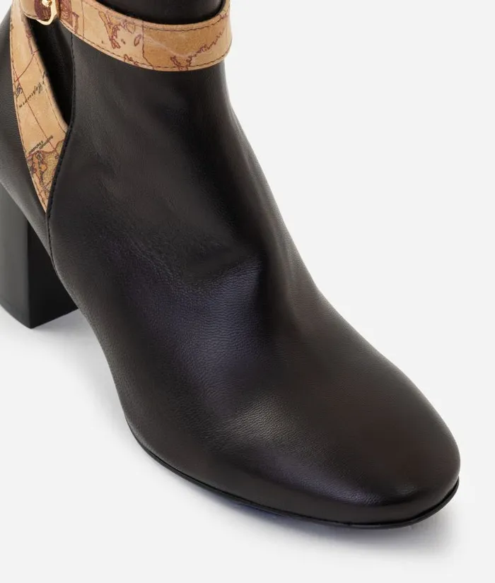 Woman Boots and Booties Alviero Martini Smooth Napa Leather Ankle Boots With Geo Classic Straps Black