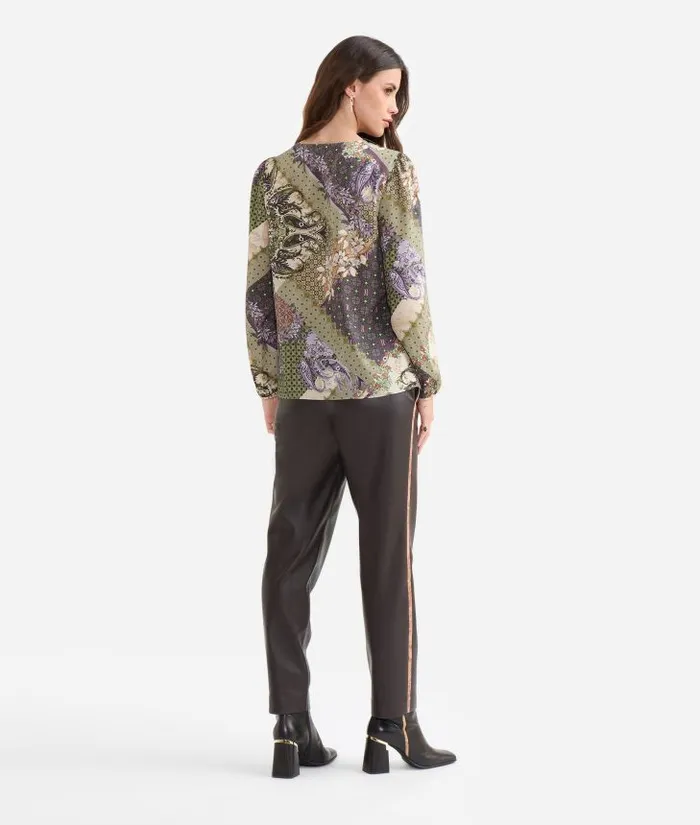 Woman Knitwears Shirts and Tops Alviero Martini Geo Patchwork Foulard Print Twill Blouse With Lapels Green