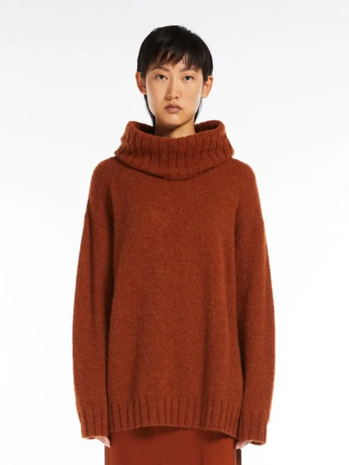Woman Oversized Alpaca And Mohair Yarn Jumper Terra Cotta Maxmara Knitwear And Sweatshirts Woman Oversized Alpaca And Mohair Yarn Jumper Terra Cotta Maxmara Knitwear And Sweatshirts