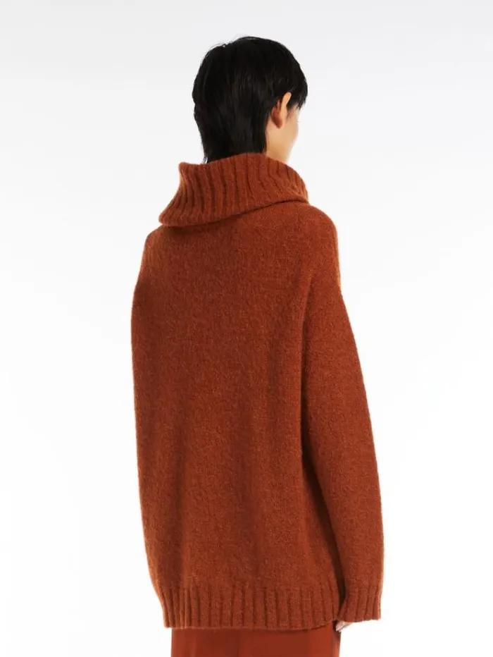 Woman Oversized Alpaca And Mohair Yarn Jumper Terra Cotta Maxmara Knitwear And Sweatshirts Woman Oversized Alpaca And Mohair Yarn Jumper Terra Cotta Maxmara Knitwear And Sweatshirts
