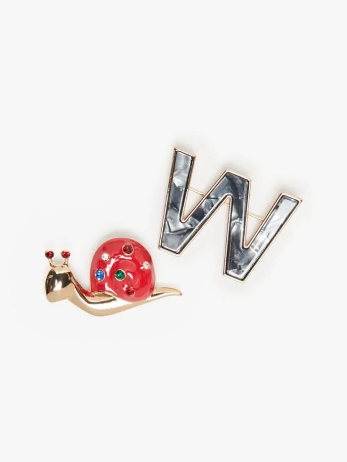 Woman Set Of 2 Metal Brooches Red Maxmara Jewelry