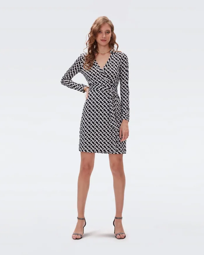 Women Jeanne Silk Jersey Wrap Dress Chain Link Medium Black DVF Dresses