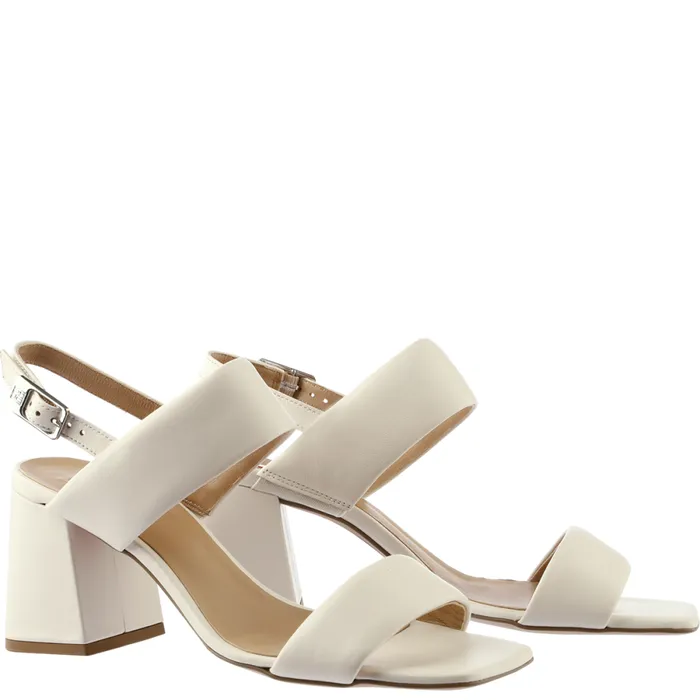 Women Peach Sandals Creme HGL Sandals