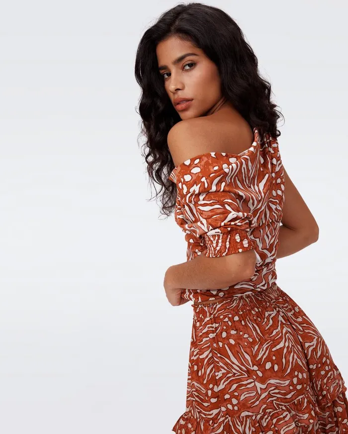 Women Percy Top Huge Water Tiger Caramel DVF Tops