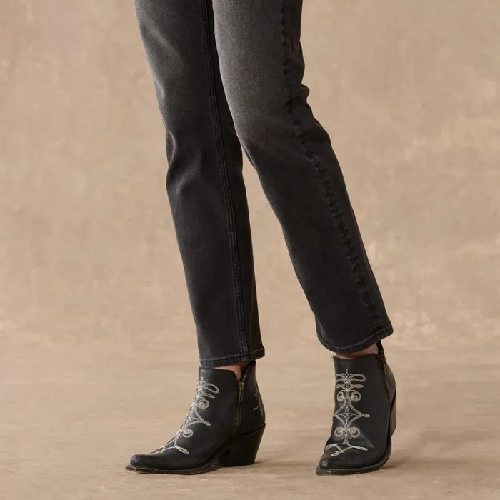 Women Stella Classic Straight Jeans Vintage White Sundance Catalog Denim Shop Women Stella Classic Straight Jeans Vintage White Sundance Catalog Denim Shop